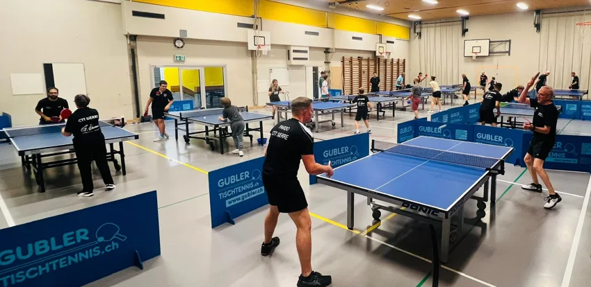 Des joueurs à l’entraînement dans la salle